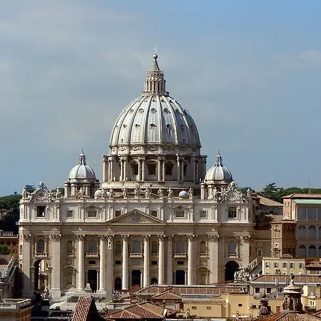 St.peter Eroi Suites